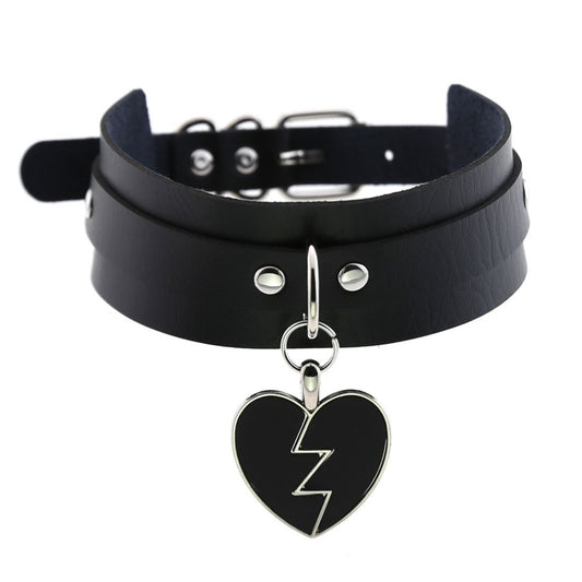 black choker with Heart